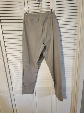 Multiples Women's Light Gray Casual Trousers
